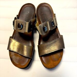 Naot Women’s Metallic Slide Sandals with Gem Accents. Size 39 - US size 8